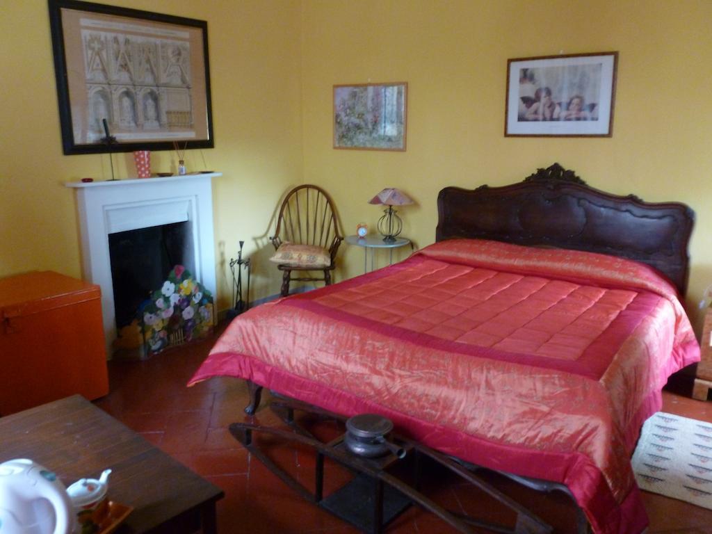 B&B Casa Manuelli Alessandria Ruang foto